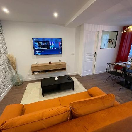Le Jardin Niortais - Hyper Centre- Proche Gare - Paisible - Grand Jardin Prive, Wifi Hd -Netflix Apartment Екстериор снимка