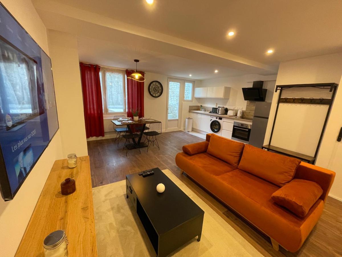 Le Jardin Niortais - Hyper Centre- Proche Gare - Paisible - Grand Jardin Prive, Wifi Hd -Netflix Apartment Екстериор снимка
