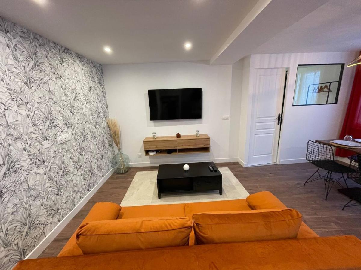 Le Jardin Niortais - Hyper Centre- Proche Gare - Paisible - Grand Jardin Prive, Wifi Hd -Netflix Apartment Екстериор снимка